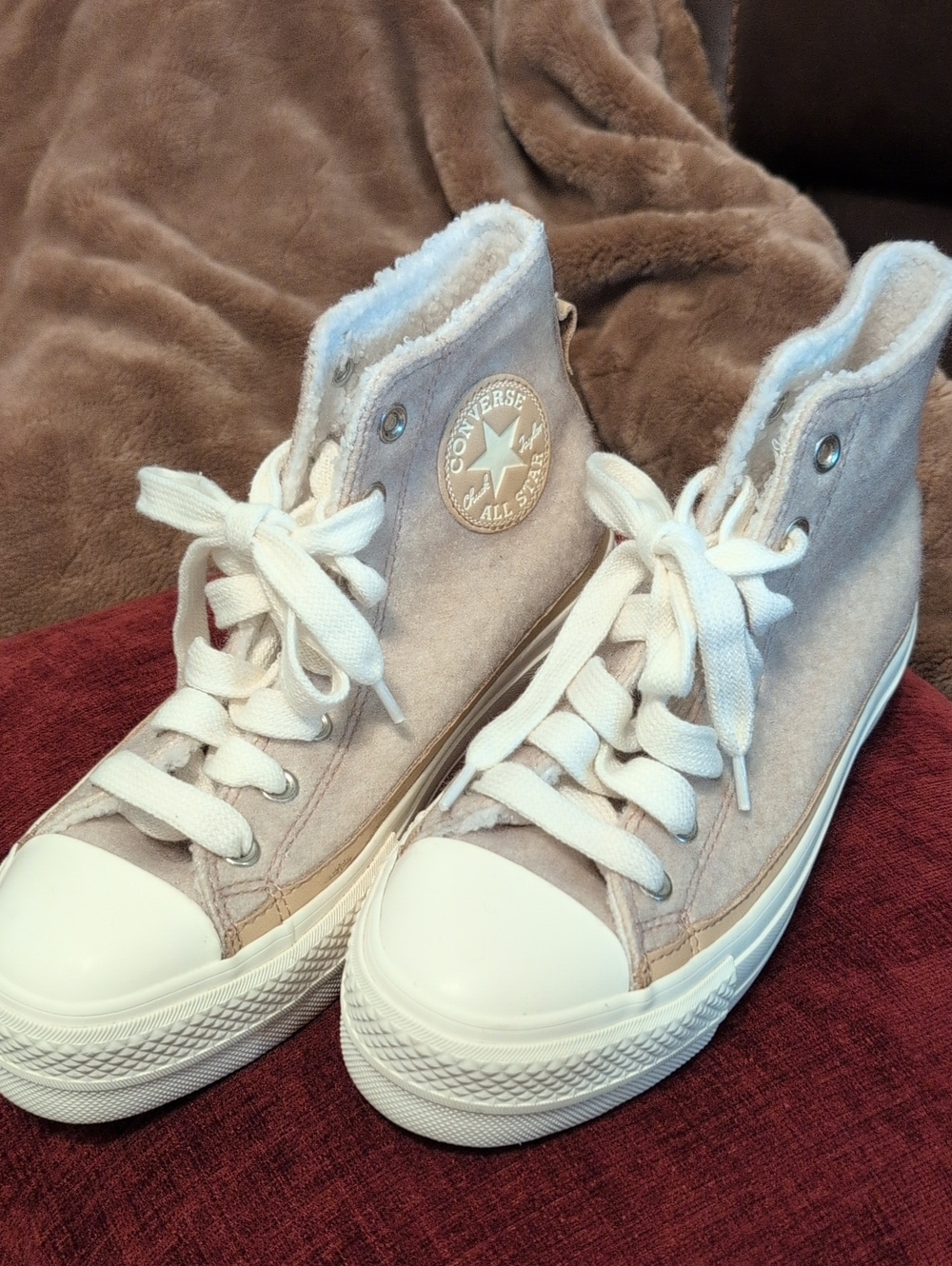 Converse Women's All Star Chucks Felt And Fleece High Tops